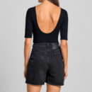 Body con Pedrería y Escote Pronunciado  GUESS