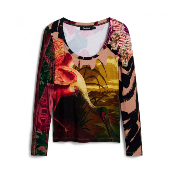 Camiseta Diseñada por Mr. Christian Lacroix  DESIGUAL