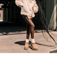 Botín Classic Ultra Mini Platform Chestnut - UGG