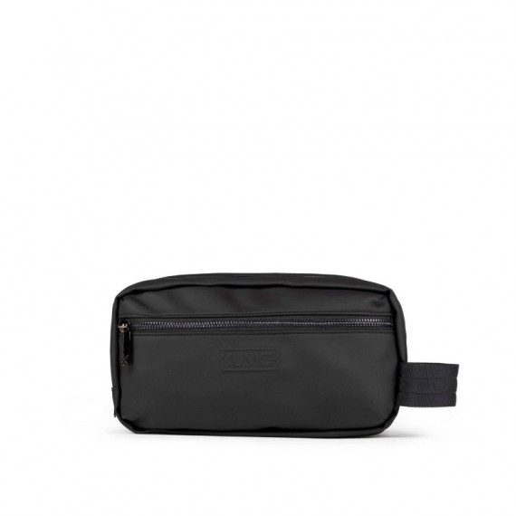 Peak Recycled FW25 Toiletry C/black  MUNICH