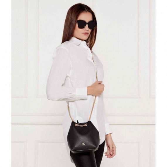 Minimal Monogram Chain Bucket Ba Black  CALVIN KLEIN