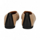 Punta Negro Bailarina Piel Beige  UNISA