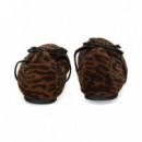 Bailarina con Elastico ante Leopardo  UNISA