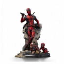 Estatua Deadpool, Babypool y Dogpool Deadpool & Lobezno Marvel  IRON STUDIOS