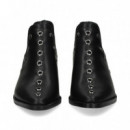 Botin Tachas Piel Negro  SEBAGO