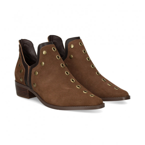 Botin Tyachas ante Marron  SEBAGO