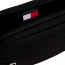 Riñonera Essential con Inscripción  TOMMY HILFIGER