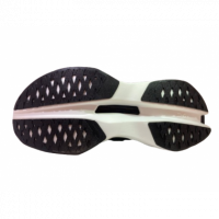 ON RUNNING Cloudboom Max