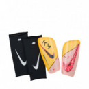 Espinillera Signature  NIKE