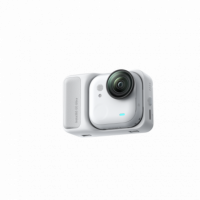 Go Ultra Standard Bundle Arctic White  INSTA360