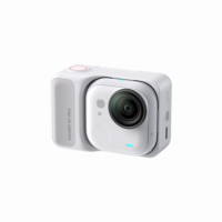Go Ultra Standard Bundle Arctic White  INSTA360