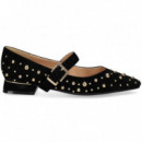 MERCEDES TACHAS ANTE NEGRO