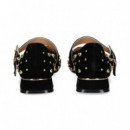 MERCEDES TACHAS ANTE NEGRO