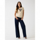 Camiseta Logotipo Triángulo Pitón Corte Slim de GUESS