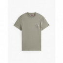 Camiseta Signature de Punto con Logo Trasero de Tommy Jeans  TOMMY HILFIGER