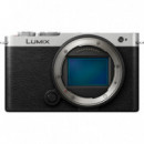 PANASONIC Lumix DC-S9 Cuerpo Plata