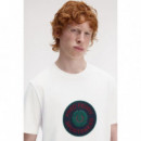 Camisetas Hombre Camiseta FRED PERRY M1304 Tennis Badge Blanco
