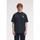 Camisetas Hombre Camiseta FRED PERRY M1312 Tennis Badge Azul Marino