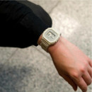 CASIO W-218HC-8A Reloj Digital Unisex Beige con Luz Led Wr 50M Estilo Minimalista