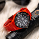 CASIO MRW-200HC-4BV Reloj Analógico para Hombre - Diseño Deportivo Rojo y Negro, Día y Fecha, Resistente Al Agua 100M