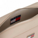 Bolso Bandolera Essential con Logo Metálico  TOMMY HILFIGER