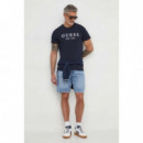 Camiseta Elástica con Logotipo Frontal de GUESS