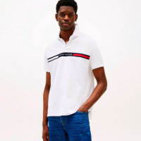 POLO DE CORTE REGULAR CON LOGO BORDADO