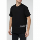 Camiseta Tommy Jeans negra logo bordado