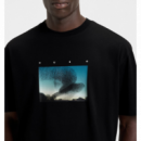 Camiseta Hugo Dorizon negra estampada