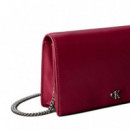 Cartera de cadena con monograma