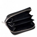 Cartera con cremallera y logo emblemático grabado