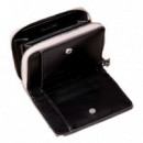 Cartera con cremallera y monograma metálico