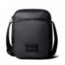 Bolso de Reportero Utilitario Tipo Puffer  CALVIN KLEIN JEANS