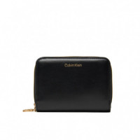 CK MEDIUM FLAP ZIP AROUND BLACK