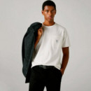 Camiseta bolsillo frontal fit regular