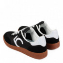 Zapatilla trainers rhinestone details