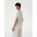 Camiseta con logo frontal de Guess