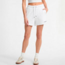 Pantalón corto modelo jogger