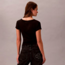 Camiseta slim de canalé de algodón con insignia