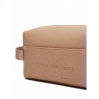 Neceser Calvin Klein rosa empolvado