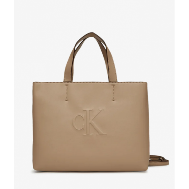 Bolso Calvin Klein Sculpted beige