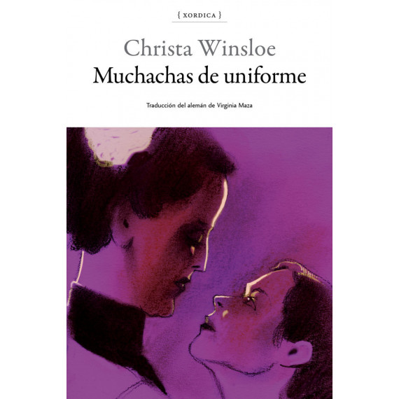 Muchachas de uniforme