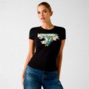 Camiseta con logo de triángulo