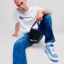 CAMISETA CON LOGOTIPO