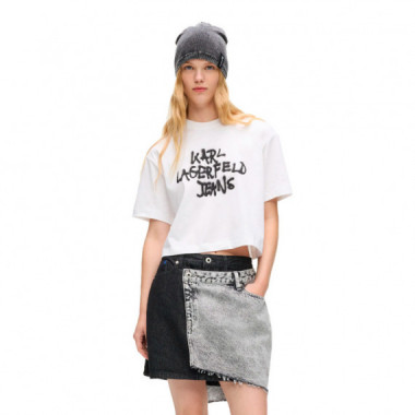 Camiseta corta con grafiti