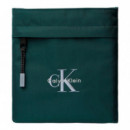 Bolsa Plana de Nailon con Logo Monograma  CALVIN KLEIN JEANS