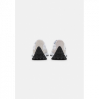 Sneaker NEW BALANCE Blanco Negro