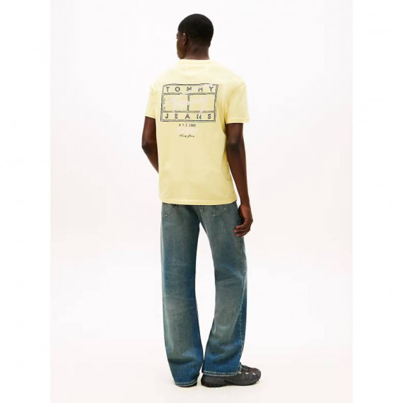 Tjm Reg Sign Spray Ss T Ext Citronella  TOMMY JEANS