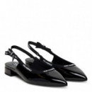 Bailarina Kerrie  KARL LAGERFELD