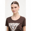 Camiseta con Logo de Triángulo de Strass y Estampado Animal de GUESS